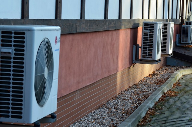 Budeme kupovat klimatizaci. 